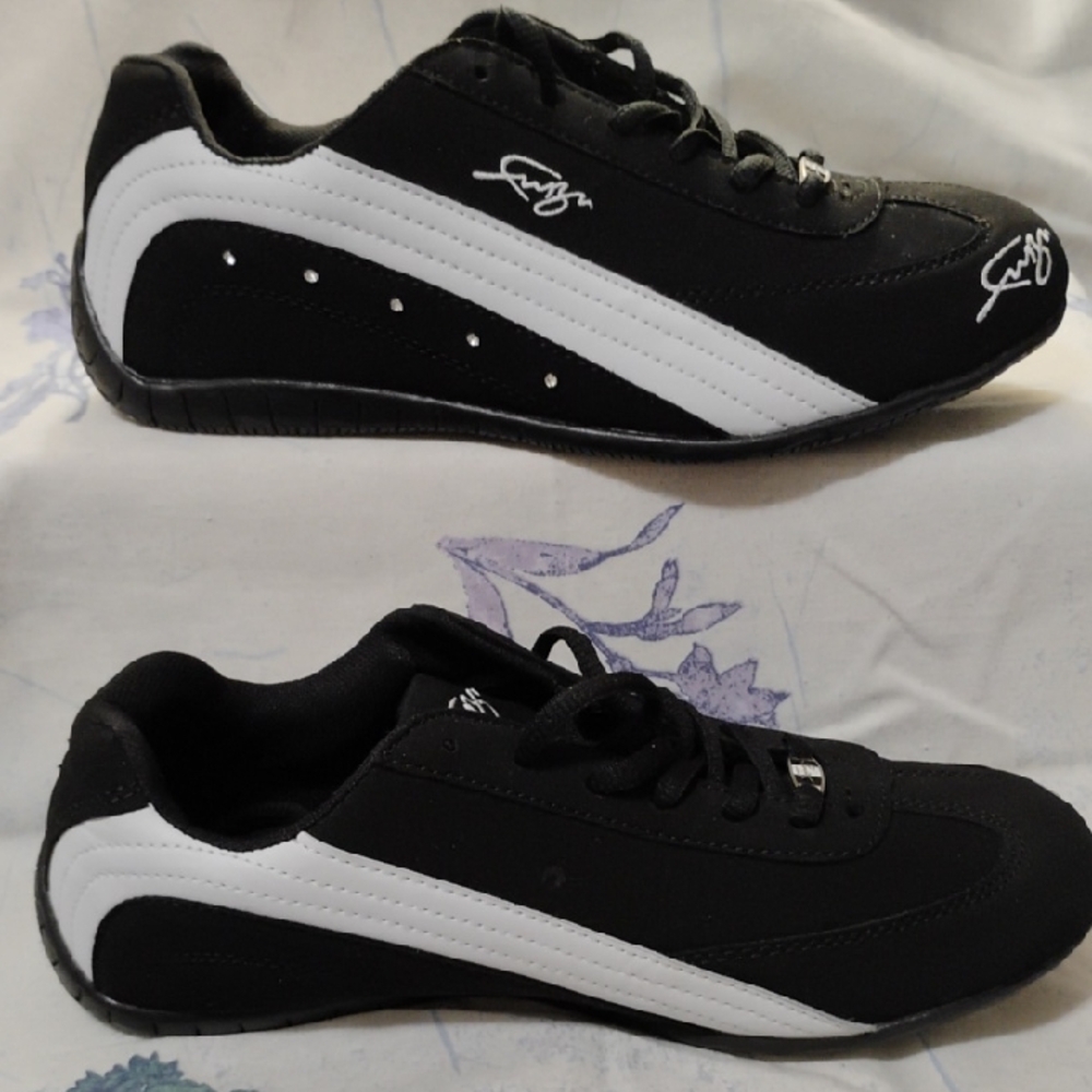 Black and White Sporty Looking Sneakers With A Touch Of Sparkle  8.5